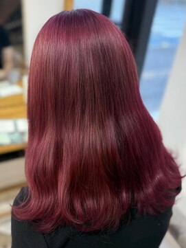 ラビスモア(Lovis moa) 上尾/ダブルカラー/ブリーチ無し/白髪ぼかし/韓国