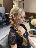 リコ バイ ポノ(Lico by PONO)&nbsp;【hito】ボリュームたっぷり編みおろしヘア!!★