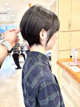 モリオ フロム ロンドン サッポロファクトリー店(morio FROM LONDON) morio/ショートカット/大人ショート/丸みショート/ショートボブ