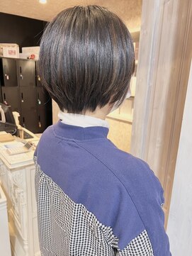 キャアリー(Caary) 福山美容室caaryくびれショート骨格補正髪質改善透明感40代30代