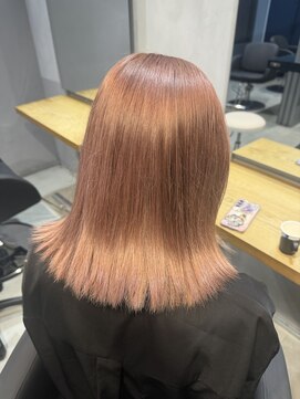 エイト 横浜店(EIGHT) ピンクベージュ[韓国ヘア/ブリーチ/ダブルカラー/横浜]