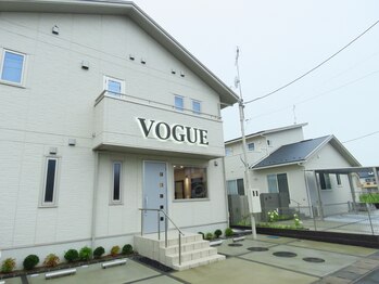 CREATIVE SPACE VOGUE 