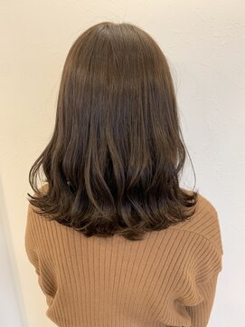 ダリアヘアー ミュウズ(Dahlia hair mieuxs) ネオ　ビンテージ　カーキー