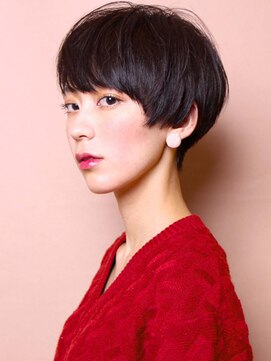 サーカス バイ ビュートリアム 青山(CIRCUS by BEAUTRIUM) 大人のフレンチハイベーシックショートボブ