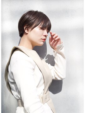 レンジシ オモテサンドウ(RENJISHI omotesando) マッシュショートのブラウングレージュショート