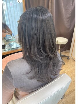 ネオリーブ チロル 横浜西口店(Neolive CiroL.) グレージュ☆ロングレイヤー