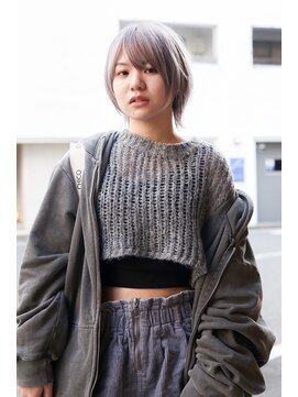 イーエン ヘアーデザイン(iiEn hair design) ペールグレー