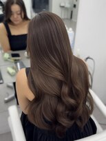 アマトウキョウスマートサロン(AMA TOKYO×Smart Salon)&nbsp;くびれミディ/トレンド韓国ヘア/くびれ巻き/レイヤーカット