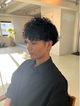 シンク(sync)の写真/カット&パーマを連動させた圧倒的再現性でメンズからの支持率◎デザイン×似合わせでカッコよくイメチェン!