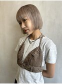ホワイトミルクティー 切りっぱなしボブ ハイトーン