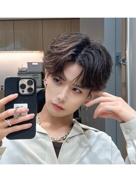 アイトーキョーリタ 渋谷(AI TOKYO Rita) 女子ウケ抜群！毛流れコンマヘア！