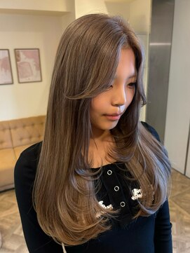 ラヴィズム 名駅店(LUVISM) ミルクティーグレージュ/グレージュ/ブリーチ/透明感カラー