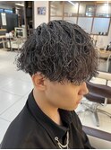 ツイストスパイラルシャドウパーマ黒髪マッシュ