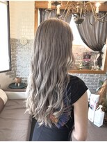 イブ(Eve)&nbsp;ホワイトミルクティーベージュ