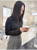 【the one.】タイトな暗髪に顔周りのレイヤー -TANAKA-