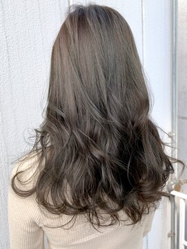 アイティー バイ アルバム 浦和店(IT by ALBUM) グレージュロング_くびれヘアビタミンカラー_ba286362