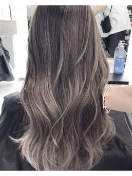 アライブ キチジョウジ(ALIVE Kichijoji) エアータッチバレイヤージュ白髪ぼかし／ケアブリーチハイライト