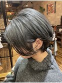 くびれショートボブ