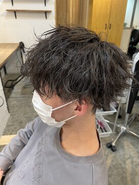 エルオム(EL.HOMME) AOI緩め波巻きスパイラルパーマ