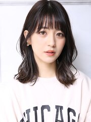 大人可愛い小顔美髪ツヤ髪モテ髪外ハネボブ小顔カットA1