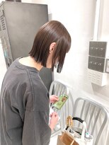 ヲタク(wotaku.)&nbsp;グレージュカラー透明感カラーくすみカラー切りっぱなしボブ艶髪