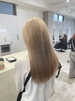 アンダーバーホワイト(_WHITE)&nbsp;ミルクティーベージュ