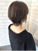 襟足長めのハンサムショートボブ/ブリーチ無しグレージュ