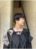 ブラックカラーショート