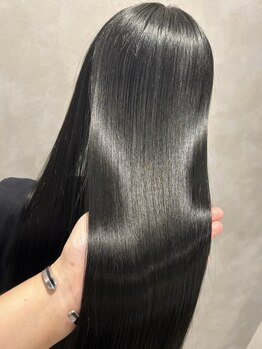 トッカ 河原町店(tocca)の写真/髪質に合わせた厳選トリートメントで”うるツヤ髪”へ