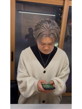 キング 心斎橋店(K!ng) ハイライトカラーミルクティーベージュレイヤーカット