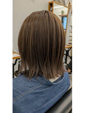 アルトス 浦和(ARTS) 切りっぱなしボブ×ハイライト