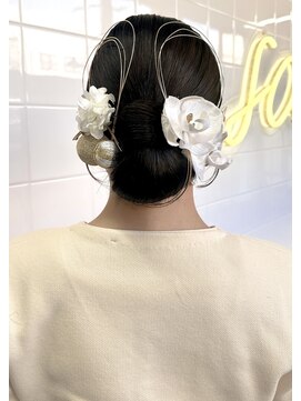 ソル(sol.) 成人式、着物　タイトヘア