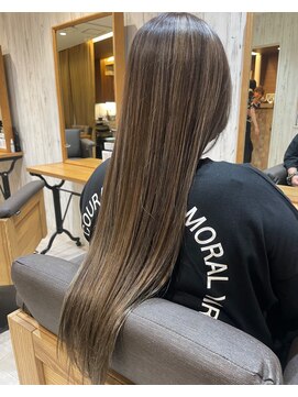 ミュミュ(mu-mu) ハイライトベージュ2/20似合わせカット