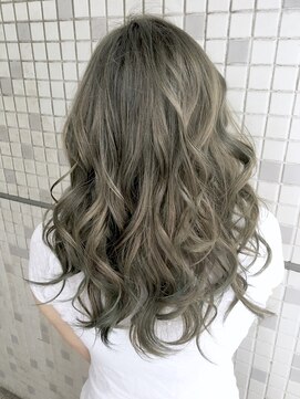 セレスト 荻窪店(CELESTE) 外国人風ヘアを叶えるカーキグレージュグラデーション^_^Celeste