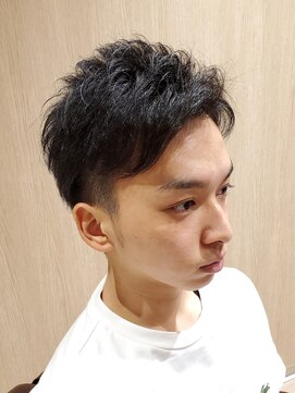 ライール ザ バーバー(Lair the barber) 黒髪ツーブロック爽やかアップバングショートスタイル
