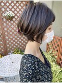 女性らしいフォルムのショートスタイル