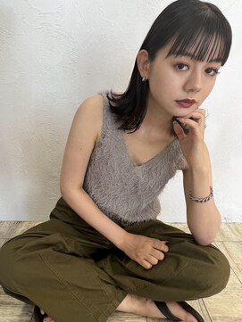 アスラン(ASLAN) 【aslan】外ハネロブ/ワイドバング/暗髪