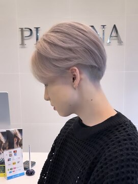 プラチナ(PLATINA) くびれヘア/韓国/透け感/くすみカラー/ロング/ベージュカラー