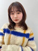 【BUZZbee小出】ミディアムレイヤー×シアーブラウン