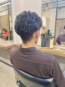 ヌーク(nuuk) #髪質改善#ヘッドスパ#縮毛矯正#インナーカラー#ハイライト#前髪