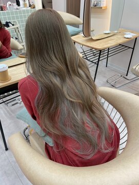 ネウィ 八王子(newi) 髪質改善酸熱トリートメント 艶感グレージュ/外ハネ