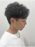 センターパートフェザーパーマリバースパイラルパーマ刈り上げ