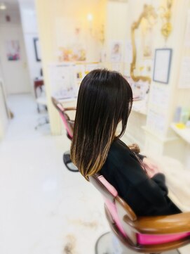 美容室 ティンカーベル 小学生カット