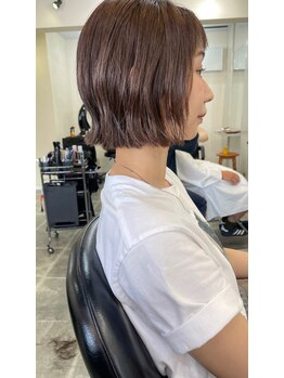イズミ(izumi)の写真/【美容室が苦手な方にもオススメ!】マンツーマン施術で似合う髪型をご提案してくれるサロン