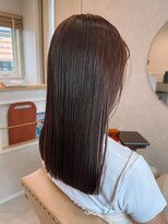 ＨＡＩＲ　ＭＥＮＯＵ&nbsp;ツヤさらブラウンの抜け感のあるミディアムヘア