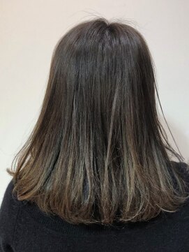 ジェイ エヌ バイ ネオリーブ(J/N by neolive) 【N eolive east】スモークグレージュ