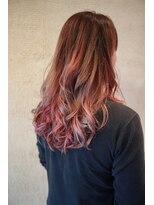 グランデュール 藤枝店(GRANDEUR)&nbsp;ビビッドピンクのインナーハイライト