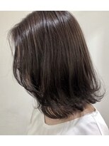 ハロ 蕨(HALO)&nbsp;前下がりミディアムボブ