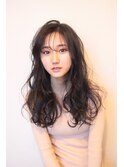 黒髪エアリーパーマスタイル