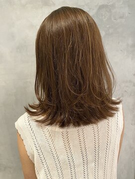 ガーデントウキョウ(GARDEN Tokyo) 【GARDEN荒井夏海】ふんわりミディアムレイヤー